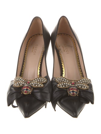 Gucci Faux Pearl Accents Leather Pumps