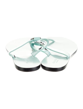 Gucci GG Logo Patent Leather Flip Flops