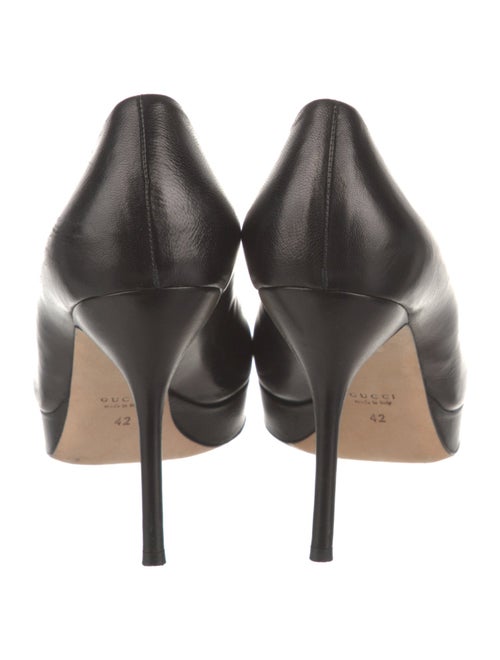 Gucci Leather Pumps