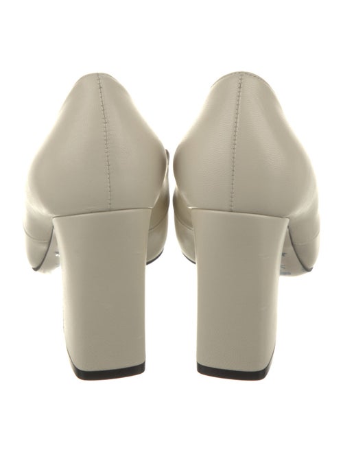 Gucci Leather Pumps