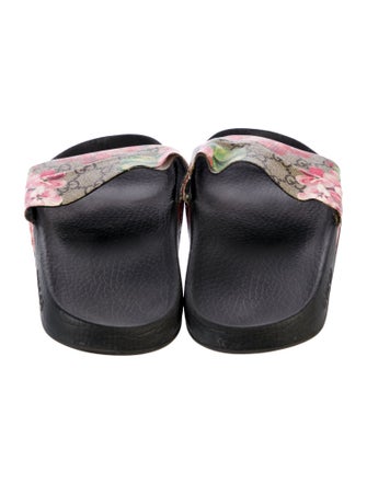 Gucci Flora Print Slides