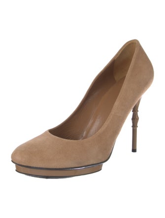 Gucci Bamboo Accent Suede Pumps