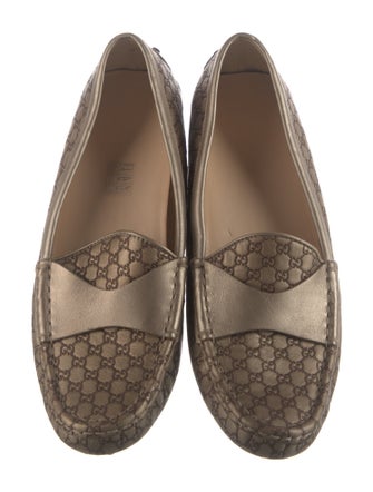 Gucci Microguccissima Pattern Embossed Leather Loafers
