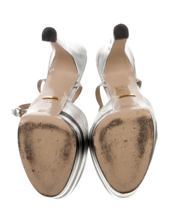 Gucci Leather Cutout Accent T-Strap Pumps