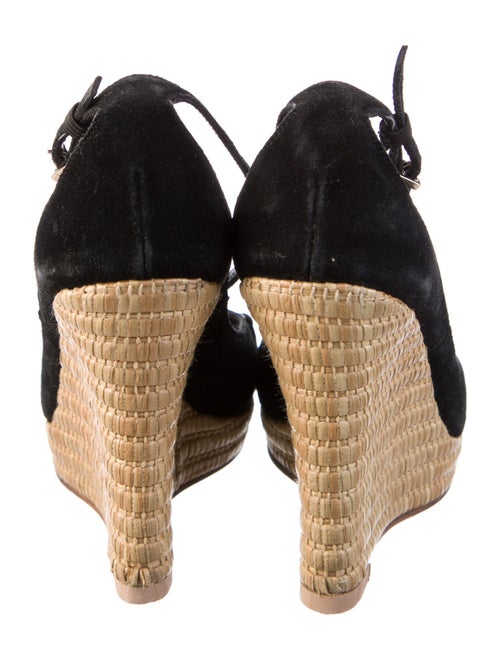 Gucci Horsebit Accent Suede D'Orsay Pumps