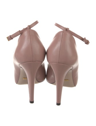 Gucci Leather T-Strap Pumps