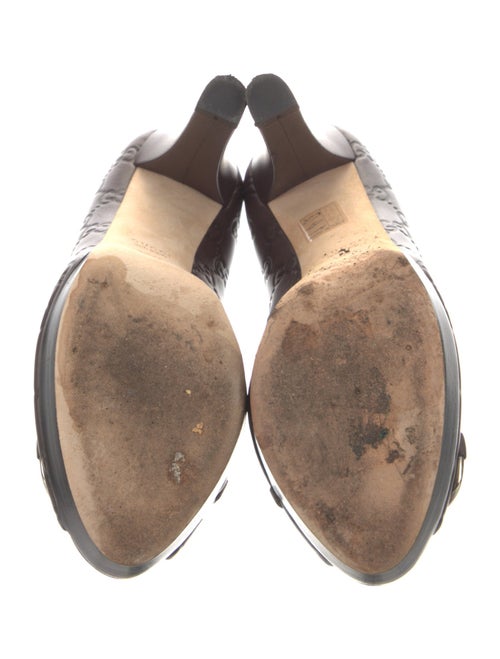 Gucci GG Signature Leather Pumps