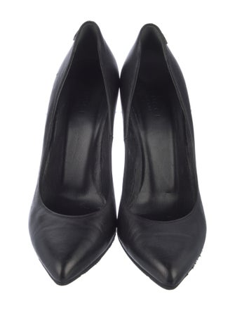 Gucci Interlocking G Logo Leather Pumps