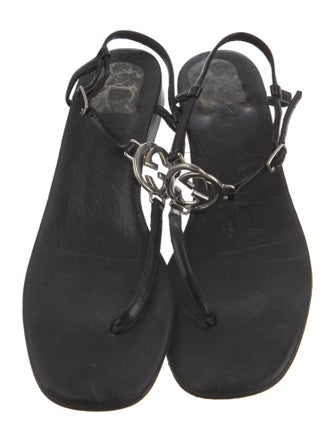 Gucci Leather T-Strap Sandals