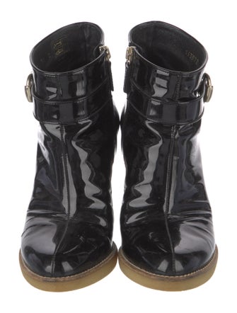 Gucci Horsebit Accent Patent Leather Boots