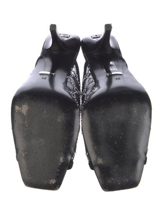 Gucci GG Logo Mesh Slides