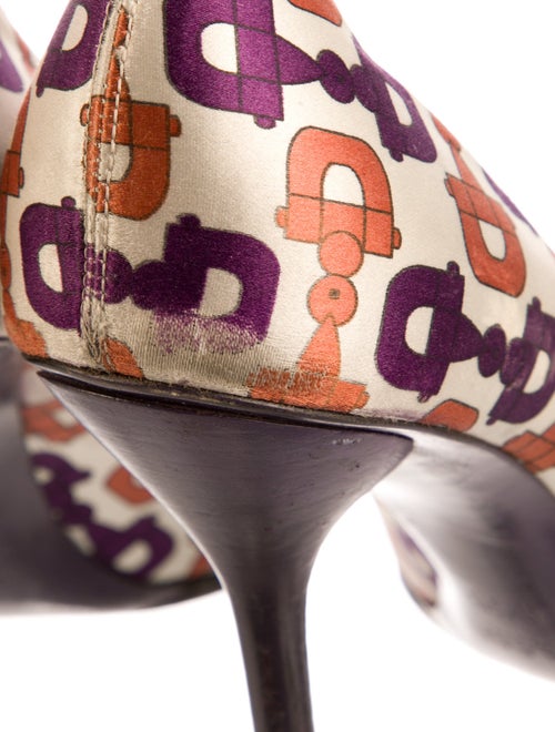 Gucci Horsebit Accent Satin Pumps