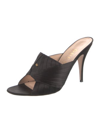 Gucci Interlocking G Logo Satin Slides