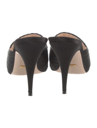 Gucci Interlocking G Logo Satin Slides
