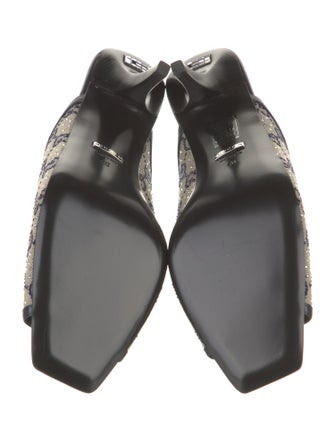 Gucci Leather Printed Slides