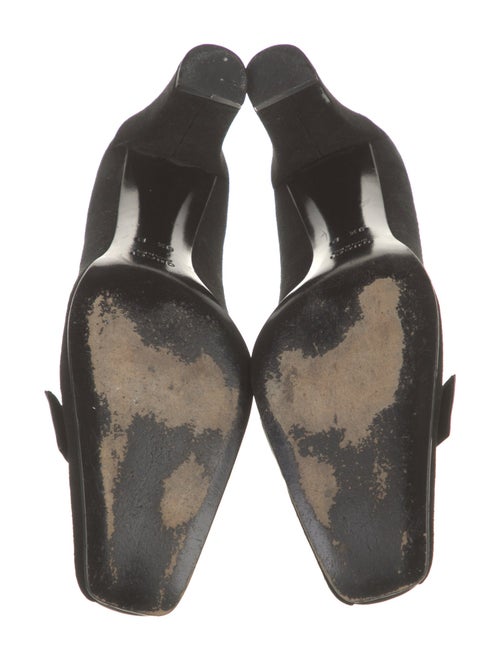 Gucci Suede Pumps