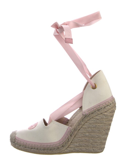 Gucci Interlocking G Logo Canvas D'Orsay Pumps