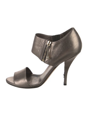 Gucci Sandals Leather Us7, It37 | 7