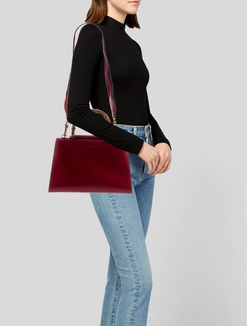 Gucci Faux Pearl Nymphaea