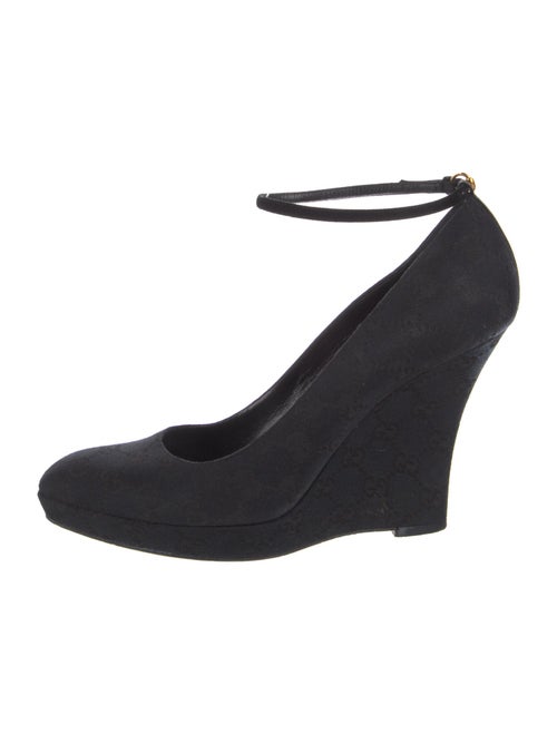 Gucci GG Canvas Canvas Pumps