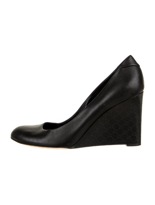 Gucci Microguccissima Pattern Leather Pumps