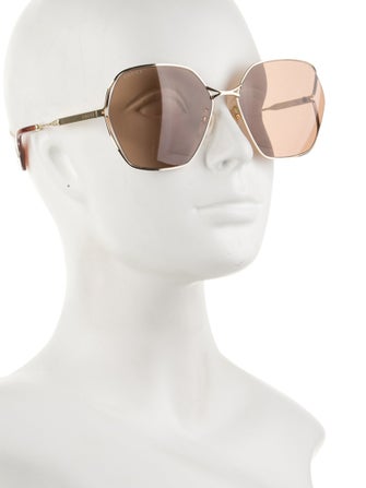 Gucci Oversize Tinted Sunglasses