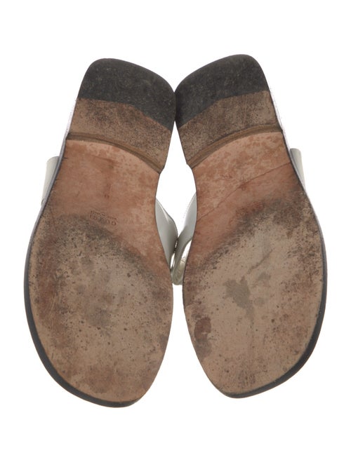 Gucci Leather Flip Flops
