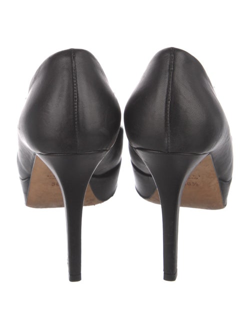 Gucci Leather Pumps