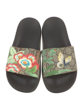 Gucci GG Supreme Slides