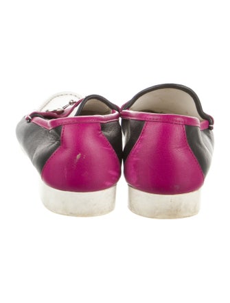 Gucci Horsebit Accent Leather Loafers