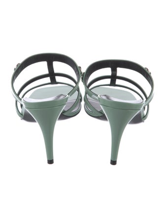 Gucci Horsebit Accent Patent Leather Slides