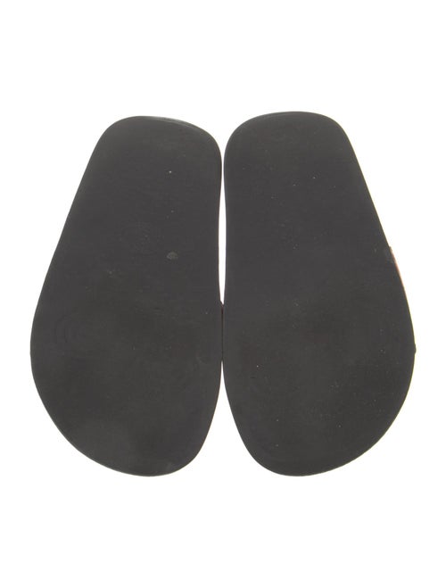 Gucci GG Supreme Slides