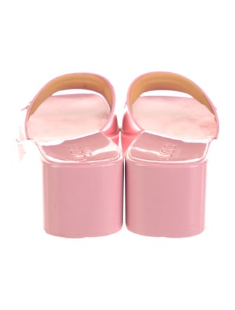 Gucci Rubber Slides