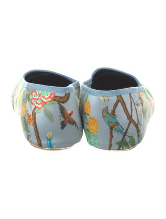 Gucci Printed Grosgrain Trim Loafers