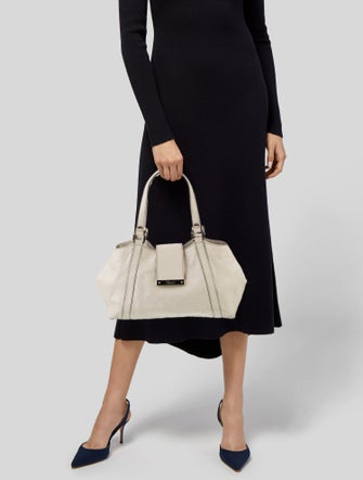 Gucci GG Signature New Ladies Small