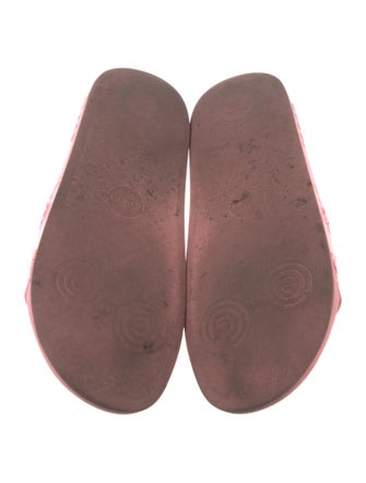 Gucci GG Logo Rubber Slides