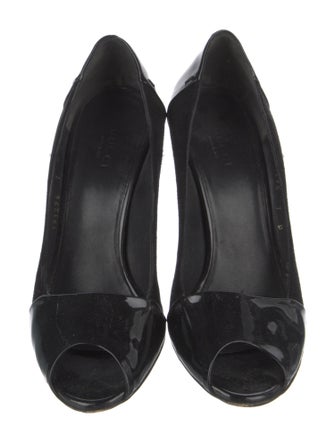 Gucci Interlocking G Logo Suede Pumps