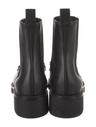 Gucci Chain-Link Accent Leather Chelsea Boots