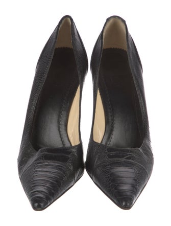 Gucci Embossed Leather Pumps