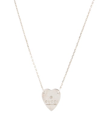 Gucci Trademark Heart Pendant Necklace