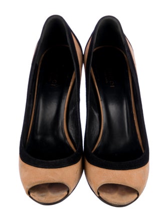 Gucci Suede Colorblock Pattern Pumps