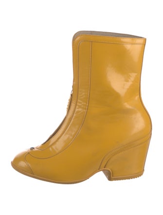 Gucci Double G Logo Patent Leather Boots