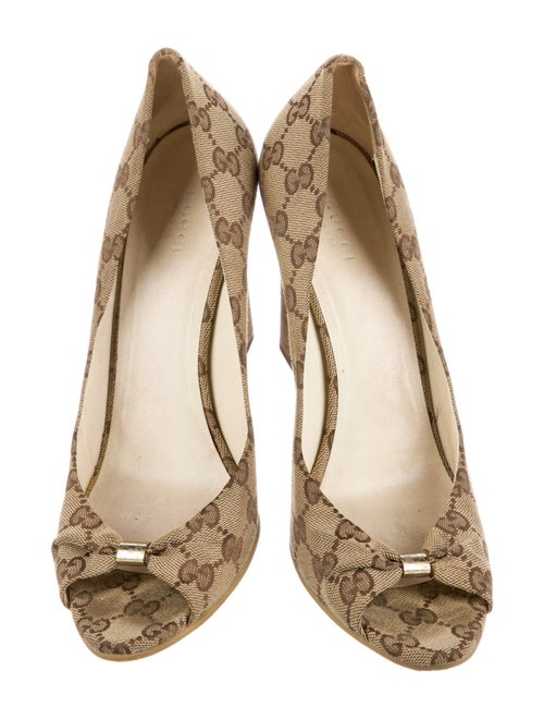 Gucci GG Canvas Canvas Pumps