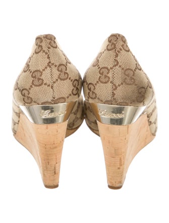 Gucci GG Canvas Canvas Pumps