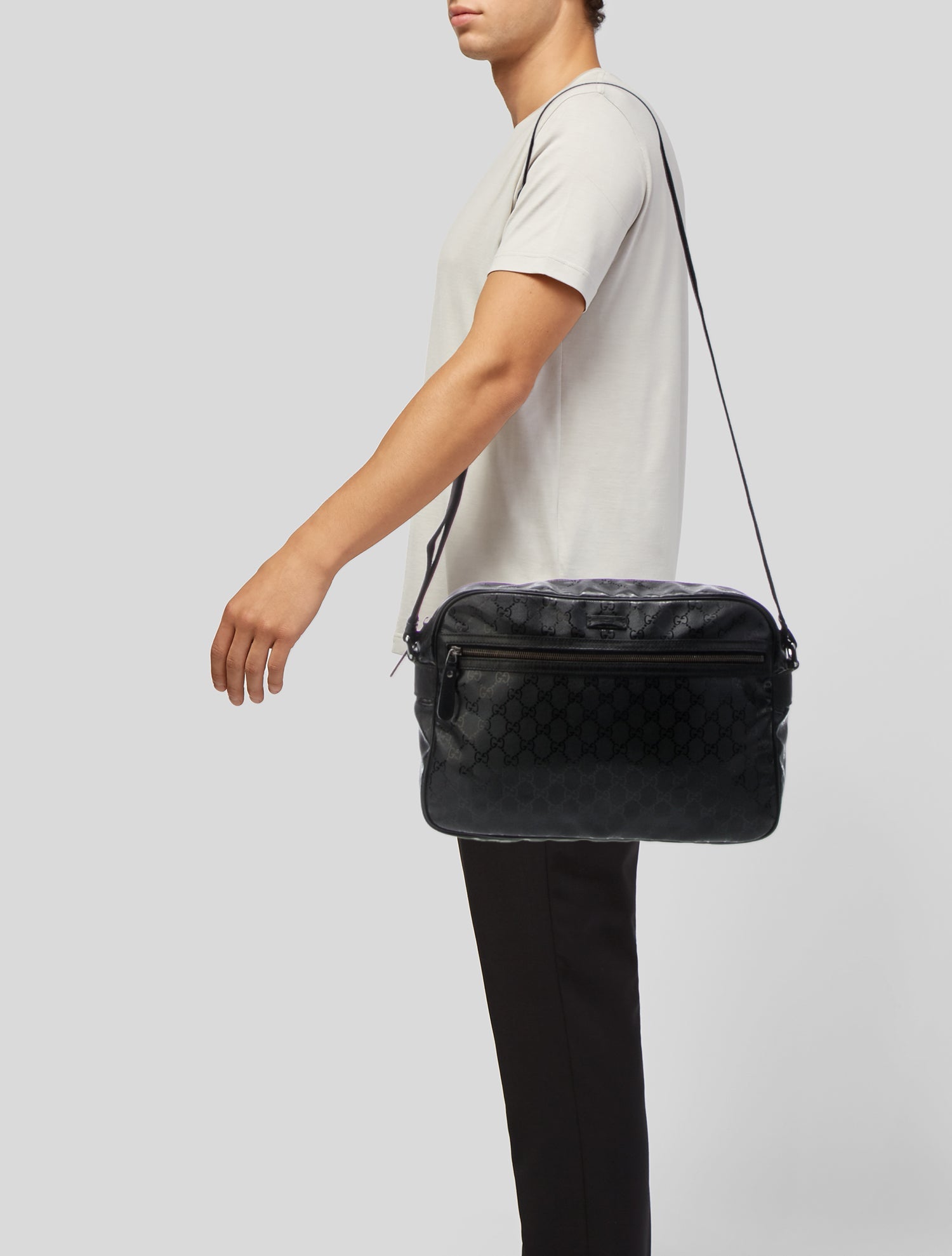 Gucci GG Supreme Messenger Bag