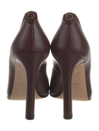Gucci Interlocking G Logo Leather Pumps