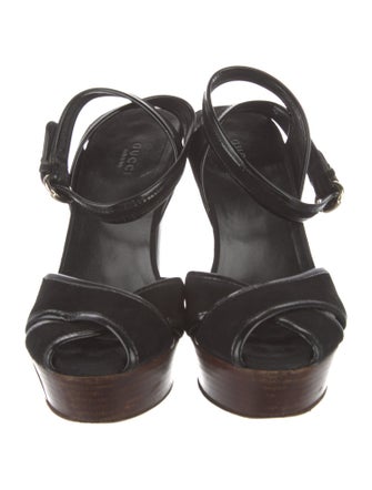 Gucci Interlocking G Logo Suede Sandals