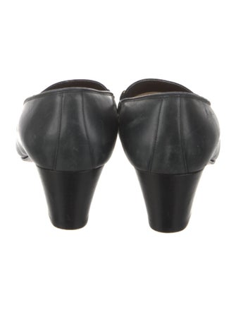 Gucci Sylvie Web Accent Leather Pumps