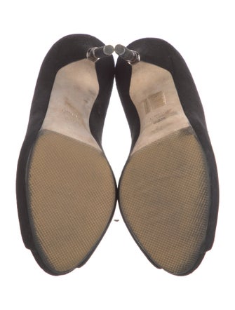 Gucci Bamboo Accent Suede Pumps