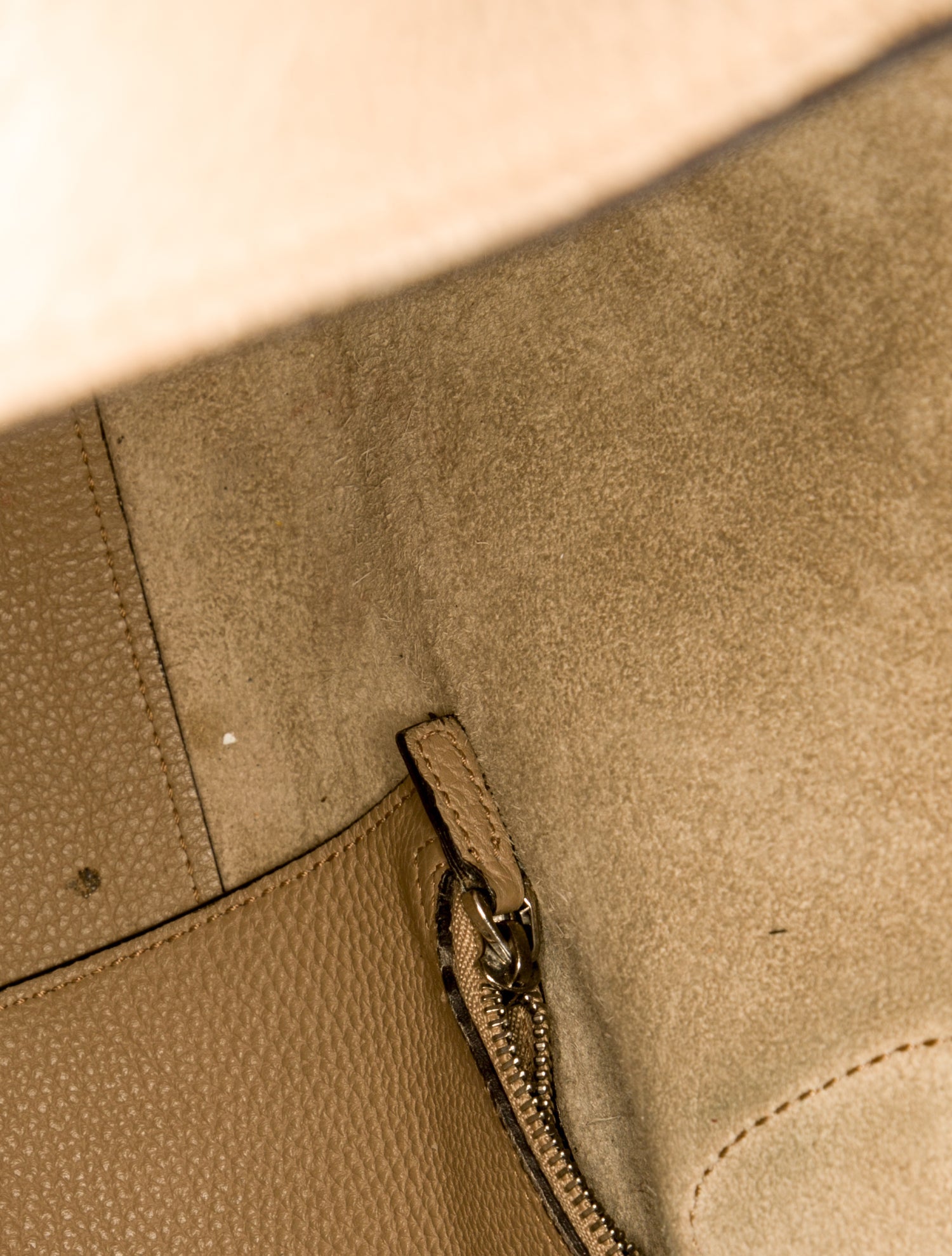 Gucci Piston Lock Soft Jackie Large